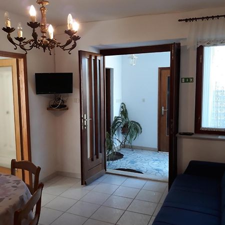 Apartments Mary Miholascica Exterior foto